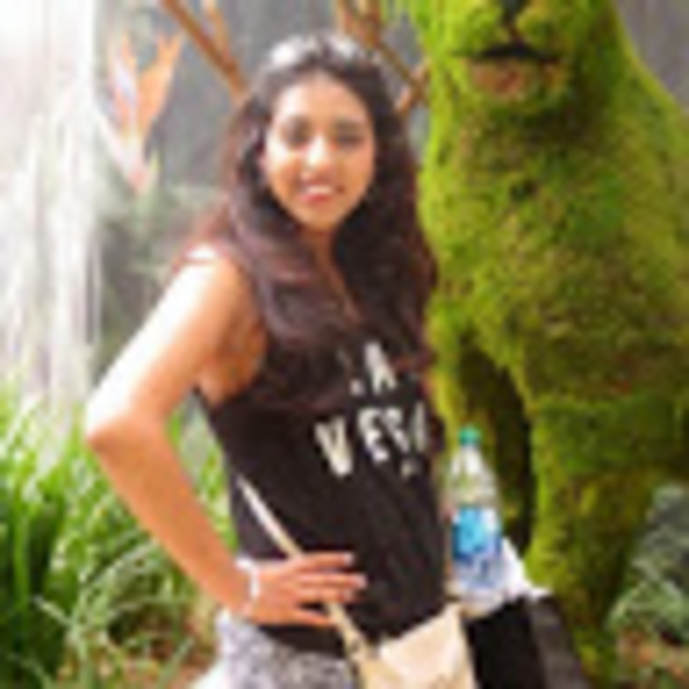 Meet your Posher, Andrea